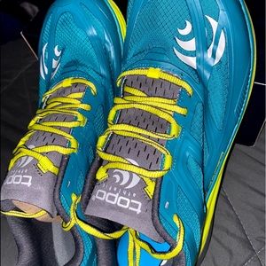 Men’s topo athletic shoes